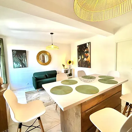 F2 Tour Mariani Entree De Apartment