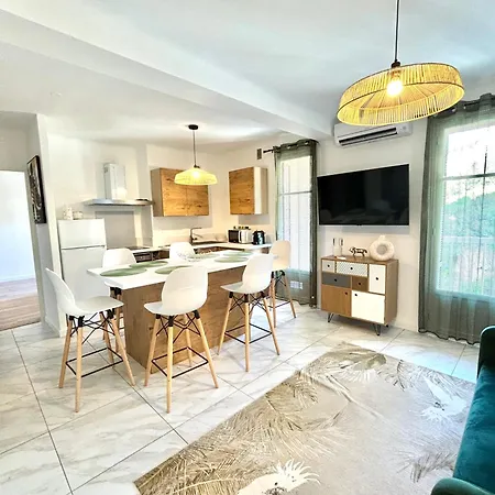 F2 Tour Mariani Entree De Apartment *